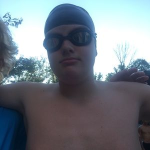 Meet your Posher, Ty